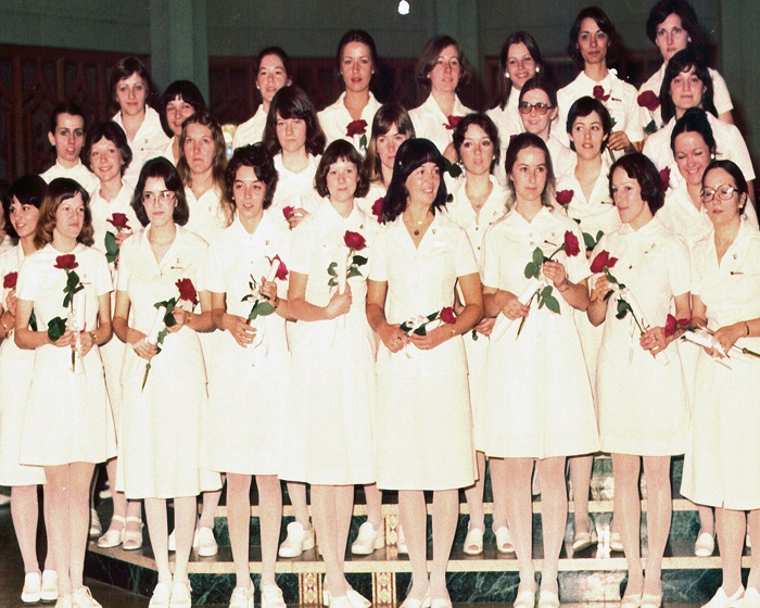 1976 b