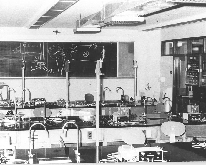 Laboratoire1968